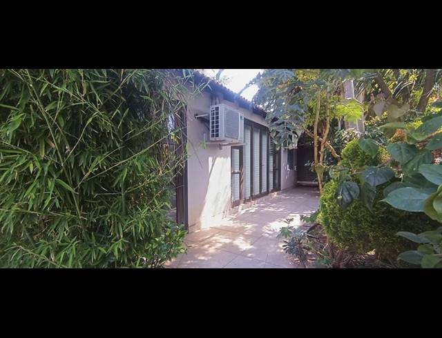 4 BEDROOM HOUSE FOR SALE IN BIRCH ACRES